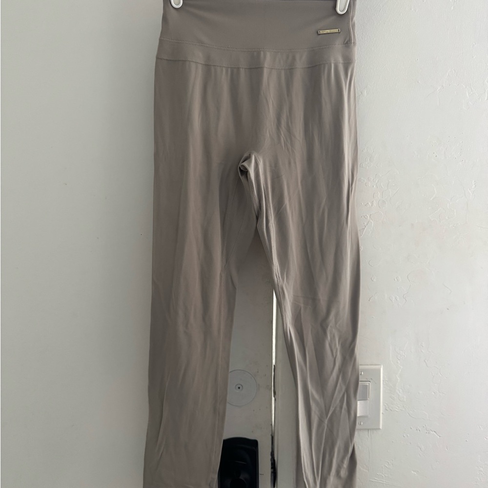 Gymshark Stone Gray Leggings